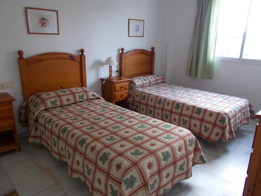 Apartamentos Jardines Del Gamonal มาลากา ภายนอก รูปภาพ