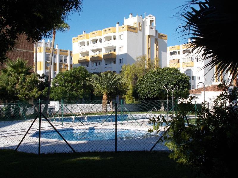 Apartamentos Jardines Del Gamonal มาลากา ภายนอก รูปภาพ