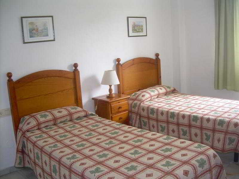 Apartamentos Jardines Del Gamonal มาลากา ภายนอก รูปภาพ